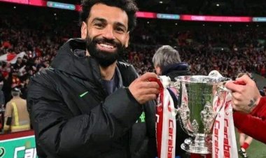 محمد صلاح يتوج بلقبه «الثامن» مع ليفربول