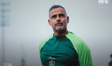 محاضرة فنية أخيرة من جوميز للاعبي الزمالك قبل مواجهة نهضة بركان