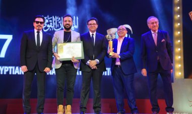 خالد جلال يهنيء فرق البيت الفني للمسرح  الفائزة بجوائز القومي