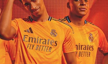 بتواجد امبابي...ريال مدريد يعلن عن قميصه الثاني في الموسم الجديد