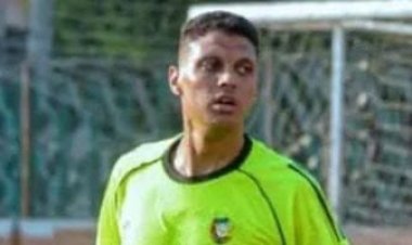 تحريات لكشف ملابسات مصرع لاعب فريق أبو رواش وإصابة زميله إثر حادث بطريق إسكندرية الصحراوي