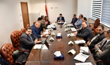 وزير الشباب يجتمع باللجنة التنفيذية لتطوير منظومة الطب الرياضي