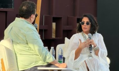 منى زكي ترد على منتقدي «أصحاب ولا أعز»: دي شغلتي وأنا بحبها