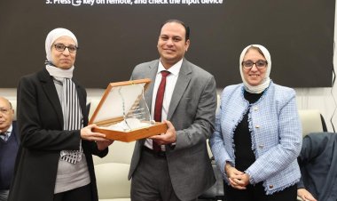 وزارة الصحة تنظم ورشة عمل لتقييم الخطط التدريبية.. وتكرم عددًا من المتميزين