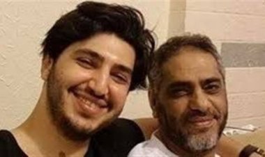 محمد فضل شاكر يهاجم مروجي شائعات وفاة والده: الله يطول بعمره