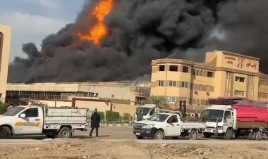 إصابة 6 أشخاص في حريق مصنع فوم بالعاشر من رمضان "صور"