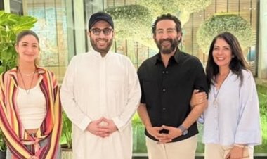 المستشار تركي آل الشيخ يوثق زيارته الخاصة لمنزل أحمد حلمي ومنى زكي