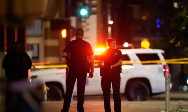 رويترز: حريق يطال مبنيين على الأقل وسط مدينة فيلادلفيا الأمريكية