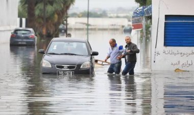 فيضانات عارمة بمدينة نتانيا الفلسطينية المحتله من قبل إسرائيل