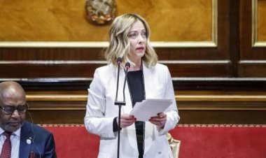 رئيسة وزراء إيطاليا: التجارة بقناة السويس مهددة بسبب هجمات البحر الأحمر