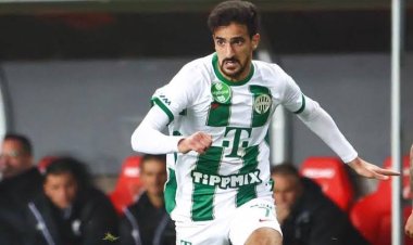 من البديل؟.. تطورات جديدة بشأن صفقة بن رمضان مع الأهلي