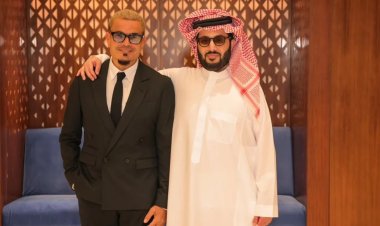 المستشار تركي آل الشيخ  يعود لكتابة الأغاني مع الهضبة عمرو دياب في ألبومه الجديد