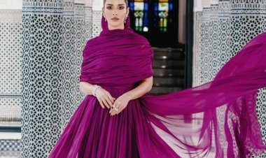 بالصور| بلقيس فتحي بإطلاله ملكية من الإيطالي جيامباتيستا فالي