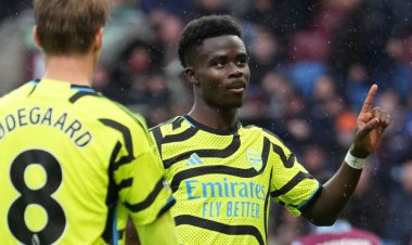 آرسنال يدك شباك بيرنلي بخماسية ويواصل المنافسة على صدارة الدوري الإنجليزي