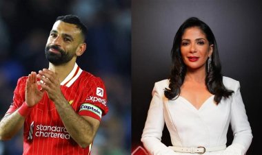 رغم تعرضها لهجوم الفترة الأخيرة.. منى زكي تدعم محمد صلاح بعد أزمته مع مدرب ليفربول