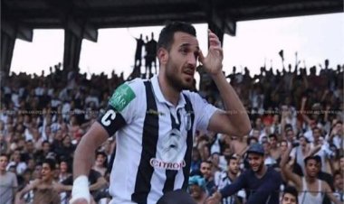 على أنغام "أم كلثوم".. الصفاقسي يقدم لاعبه الجديد "علي معلول"