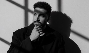 الشاعر عمرو المصري يعلن وفاة والده ويكشف موعد العزاء