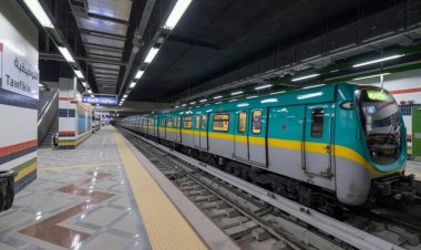 وزير النقل: بدء التشغيل التجريبى من «التوفيقية لـ جامعة القاهرة» بالخط الثالث لمترو الأنفاق