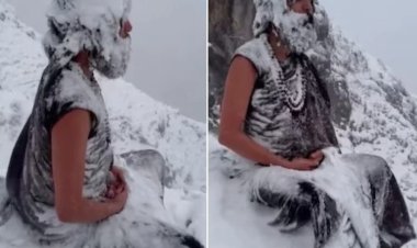 خلال عاصفة ثلجية.. رجل يثير الجدل على جبال الهيمالايا