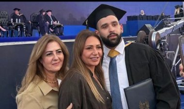 ليلى علوي تحتفل بتخرج نجلها خالد برسالة مؤثرة: الفرحة دي مفيش زيها أبداً