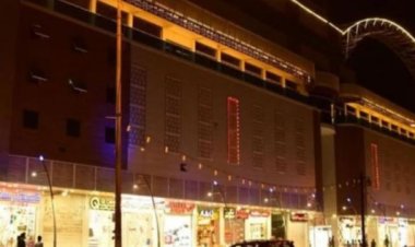 حقيقة ظهور «فتاة عارية» بعرض أزياء في العراق