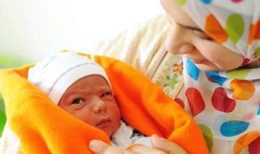 للأمهات: ممنوع الصيام أول 6 شهور بعد الولادة... نصائح استشاري النساء والتوليد (خاص)