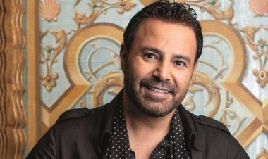 عاصي الحلاني عن صعود المعجبات للمسرح: نحافظ على الاحترام