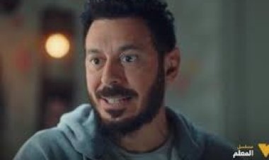 مفيد عاشور يكشف عن معرفته بوجود المخدرات في سيارة السمك.. الحلقة 4 من مسلسل «المعلم»