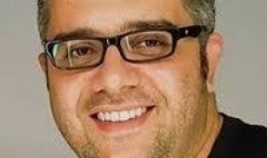 كريم عبد الوهاب يكشف تعرضه للنصب في "أمواج الساحل": القرية بيئة وبيدفعونا 10 آلاف علشان البحر