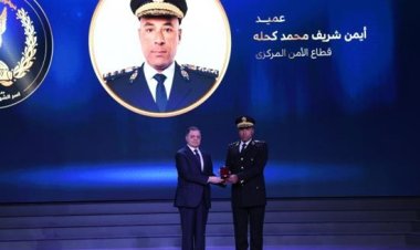 وزير الداخلية يكرم أسماء الشهداء والمصابين والمتميزين من رجال الشرطة بمختلف المواقع