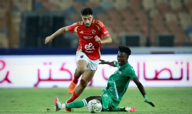 أكرم توفيق: جمهور الأهلي السند والداعم للفريق