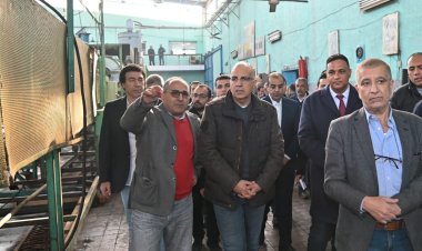 وزير الري يتفقد مكونات مصنعين في أجا وزفتى