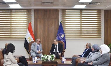 رئيس هيئة الدواء يستقبل ممثل منظمة الصحة العالمية بمصر لبحث التعاون المشترك
