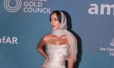 جدل واسع بسبب إطلالة بسمة بوسيل بالحجاب والفستان العاري