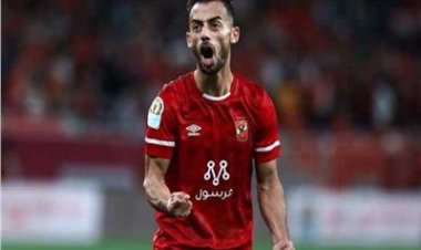 "مش شغلي أرد على الشائعات".. أحمد عبدالقادر يحسم مستقبله مع الأهلي