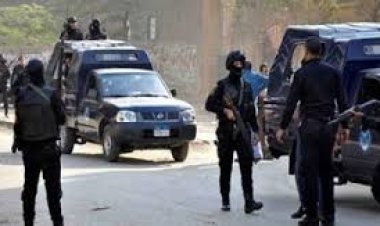 العثور على أسلحة ومصنع مخدرات داخل شقة بمدينة بدر 