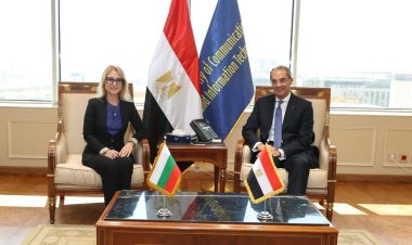 وزير الاتصالات يبحث مع وزيرة الابتكار البلغارية تعزيز التعاون فى مجالات التحول الرقمى