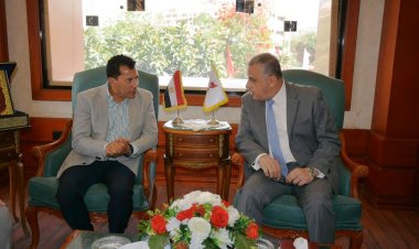 محافظ سوهاج يستقبل وزير الشباب لافتتاح وتفقد عدد من المشروعات الشبابية والرياضية