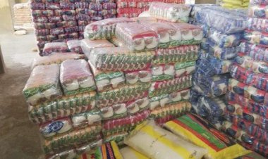 أرز ودقيق وسكر أبرزها.. ضبط 889 طن سلع غذائية مخزنة بغرض الاحتكار