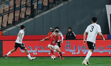 الأهلي يفوز على الجونة بهدفين ويعود لصدارة الدوري