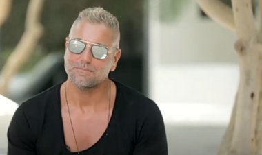 «خلقه كان ضيق في التجربة الدنماركية».. تامر هجرس يكشف كواليس عمله مع الزعيم