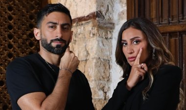 "شئ مضحك".. أنس بوخش يعلق على شائعة ارتباطه بـ دينا الشربيني
