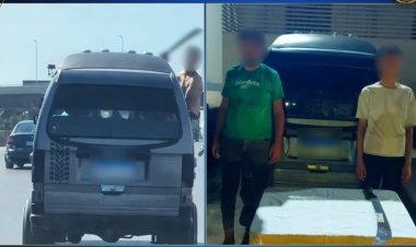 القبض على المتهم بالظهور عاريا من داخل سيارة بطريق القاهرة  الإسكندرية الصحراوى.