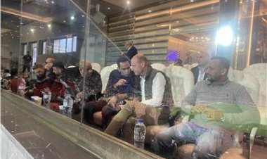 مدرب الأهلي الجديد يحضر مباراة مصر وغينيا بيساو