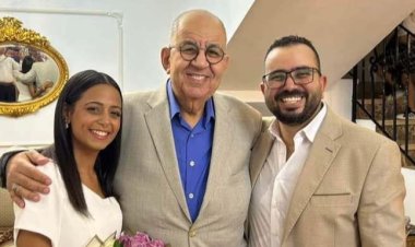 محمد التاجي يحتفل بخطوبة ابنه على حفيدة الفنان حمدي أحمد