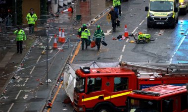 دهس عدد من مشجعي ليفربول خلال الاحتفال بلقب الدوري الإنجليزي 