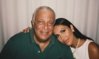 إسراء عبد الفتاح تستعيد ذكرياتها مع والدها.. مستعينة بالذكاء الاصطناعي