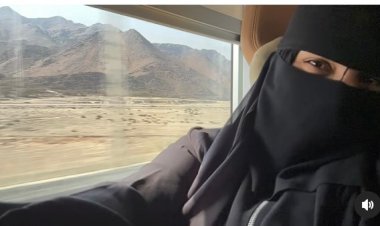 شيماء سيف بإطلالة جديدة بالنقاب من مكة.. وتكشف عن وجهها الآخر ورغبتها في إسعاد الجمهور