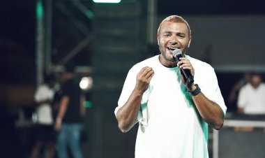 رامى صبرى يشعل حفل دلتا مارينا بحضور جماهيري ضخم 