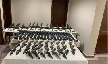 ضبط ترسانة أسلحة ومخدرات خلال حملة مداهمات بأسيوط وأسوان  ودمياط